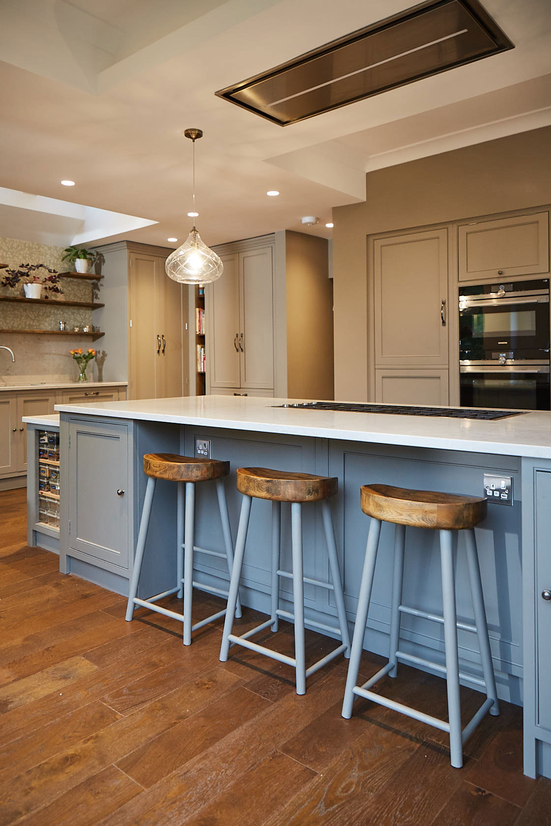 Painted breakfast bar stools with oak seat