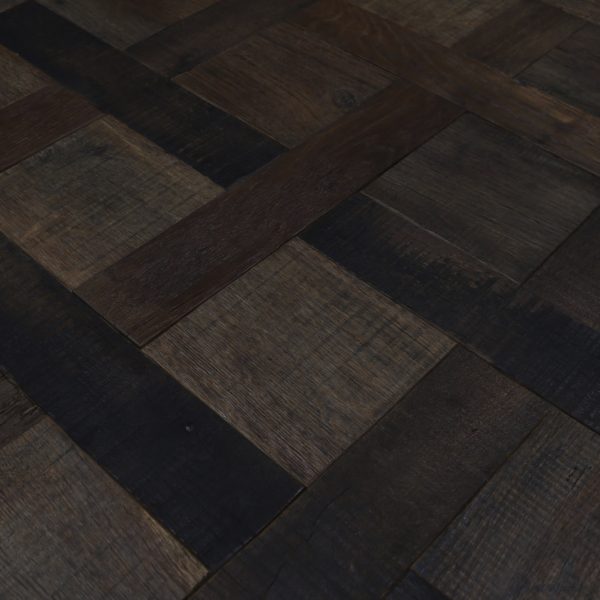 Reclaimed barn oak versailles oak floor