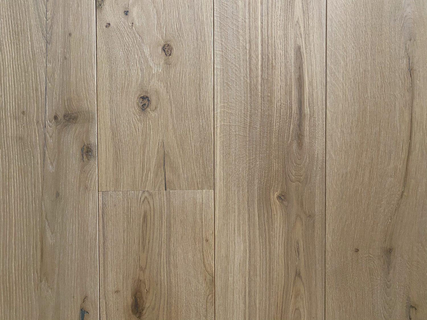 Natural white oak floorboards