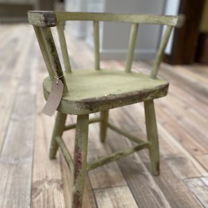 Rustic green crackled toddlers chair with curved back