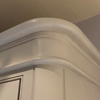 Round End Cornice