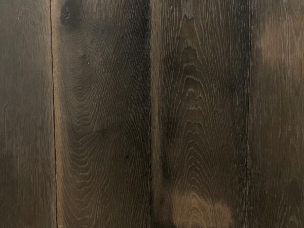 Dark oak tobacco floor