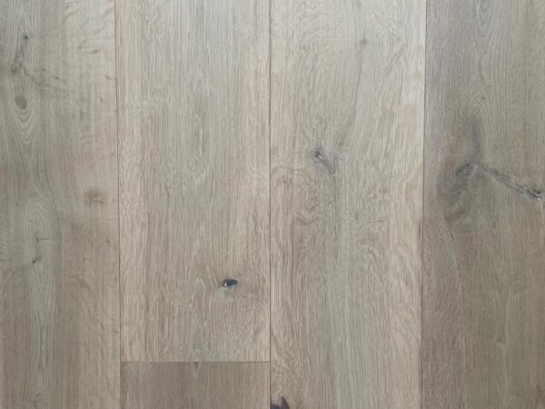 Washed foundry engineered oak