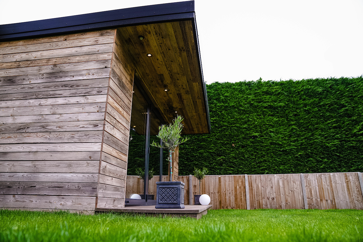 External reclaimed wood cladding