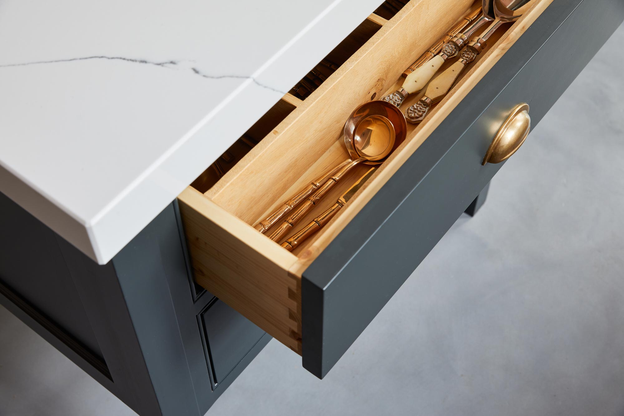 Bespoke kitchen drawer insert