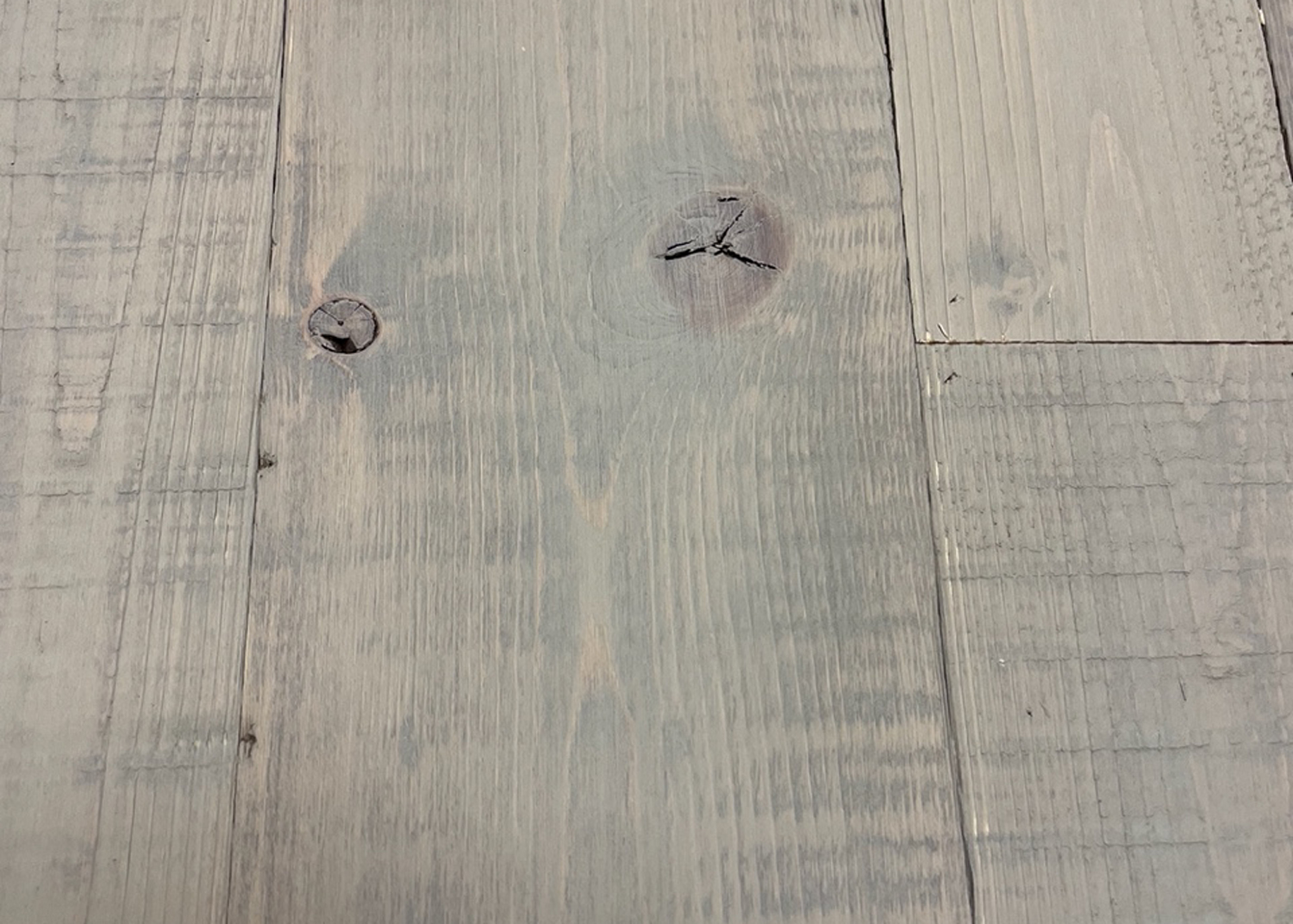 Knots in Algys Patch Reclaimed Cladding