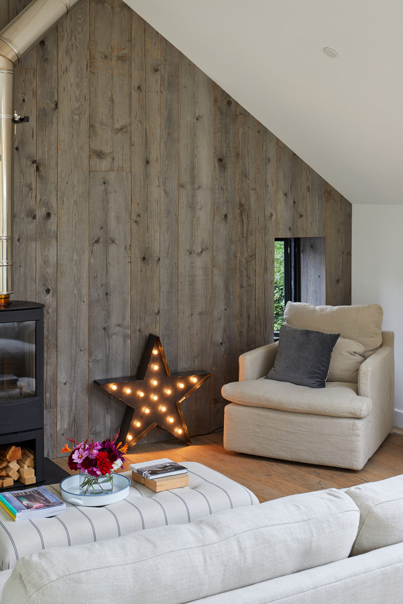 Feature wall with grey wood boards
