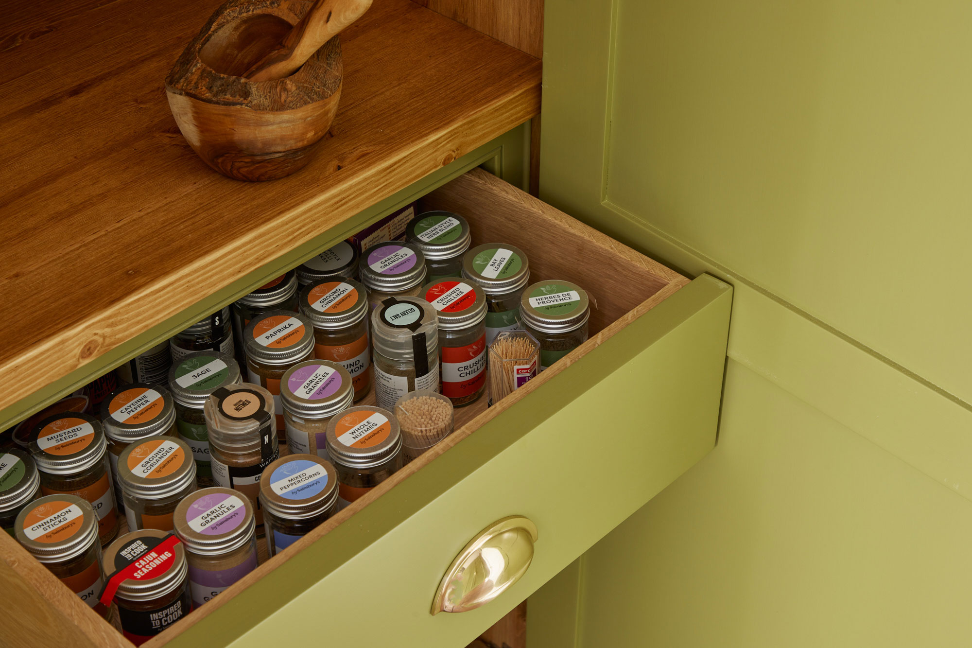 deep kitchen drawers to hold spices