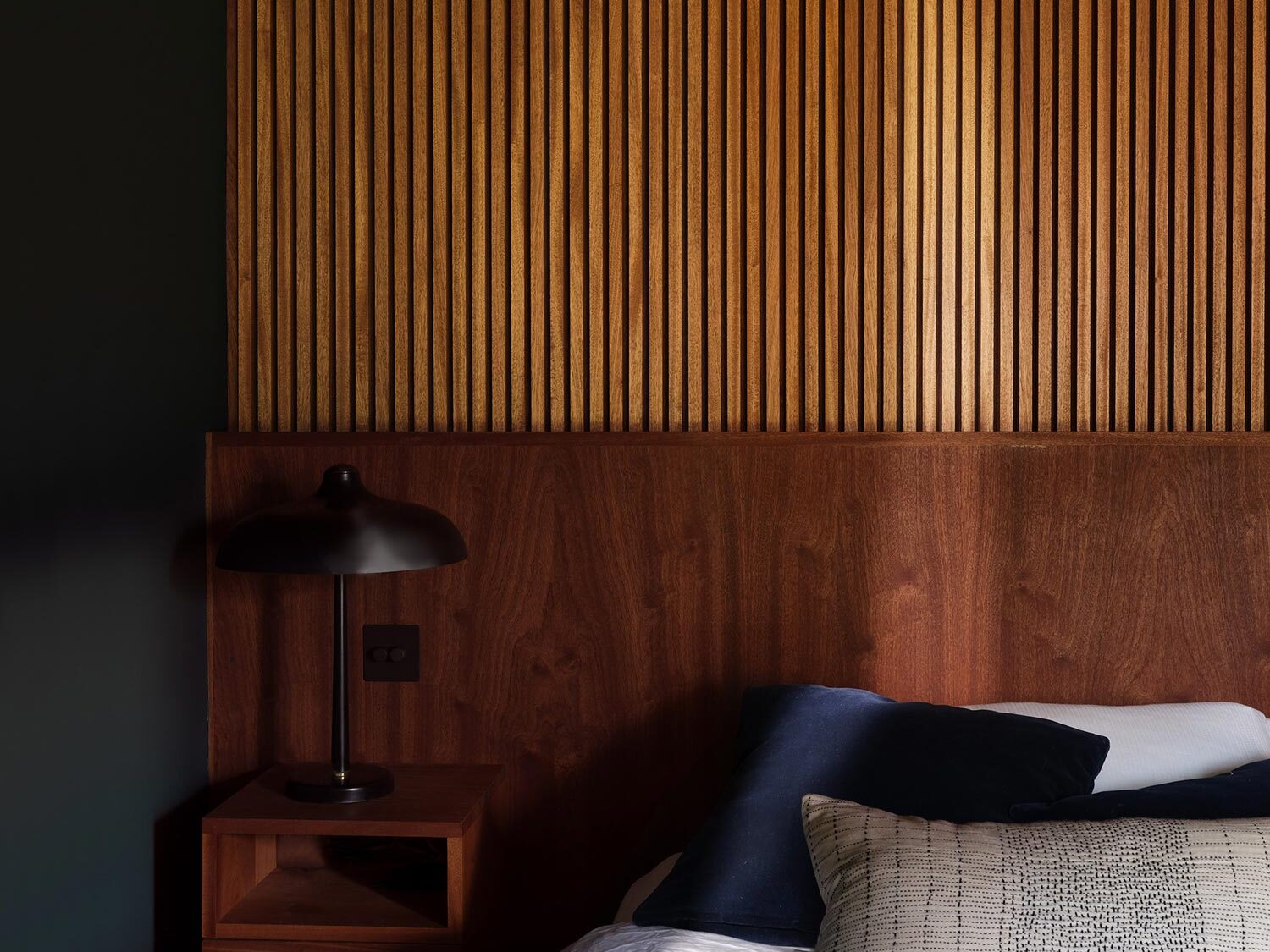 bed headboard in wood