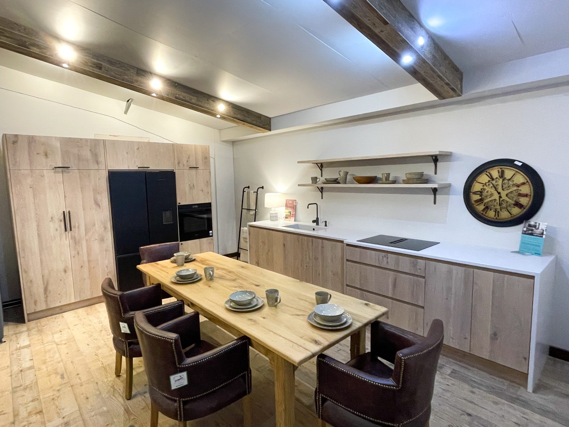 Ex Display Bespoke Hygge Kitchen with Island and Ceasastone Worktops ...