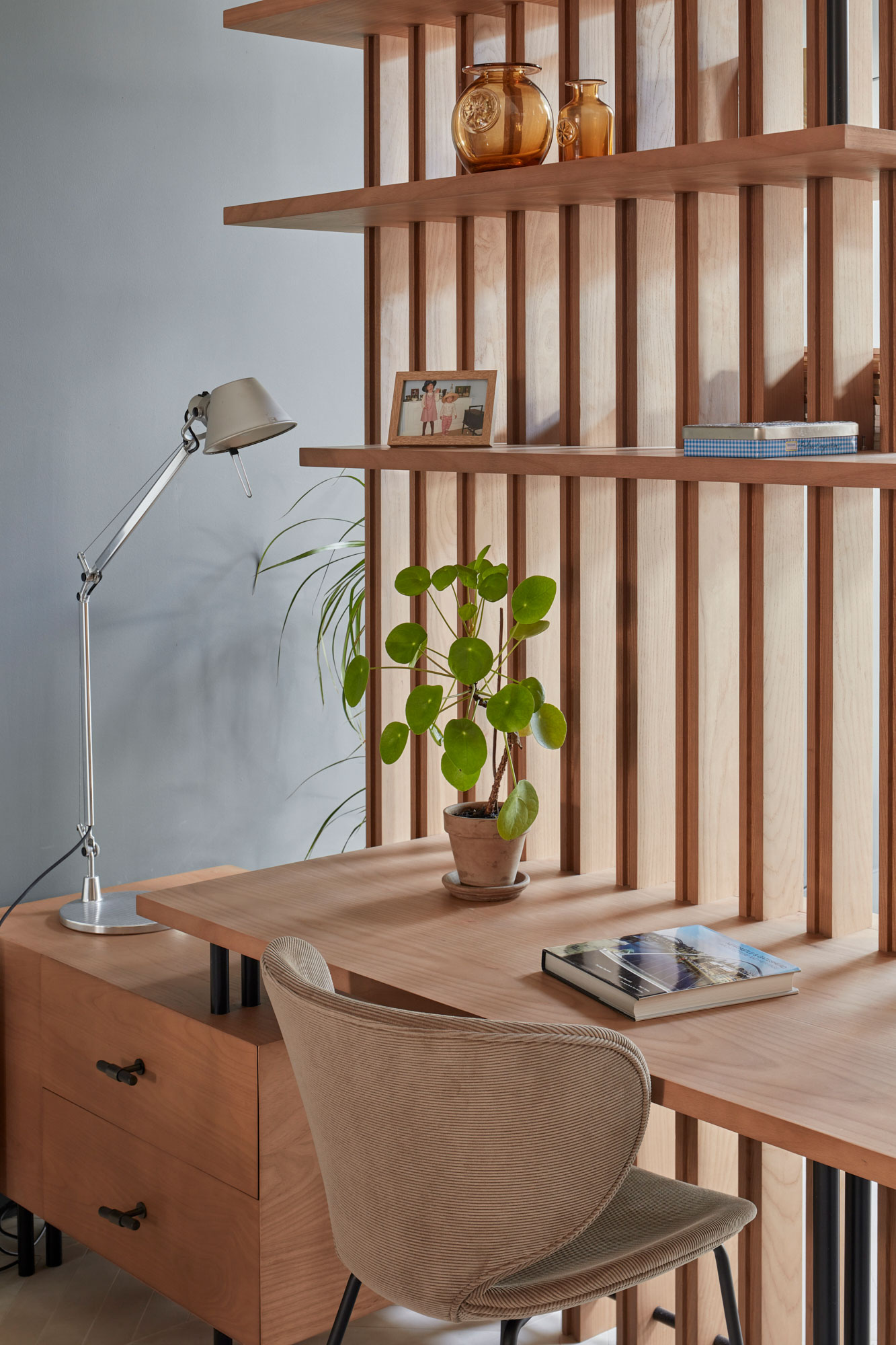 Open plan office features Ash wood