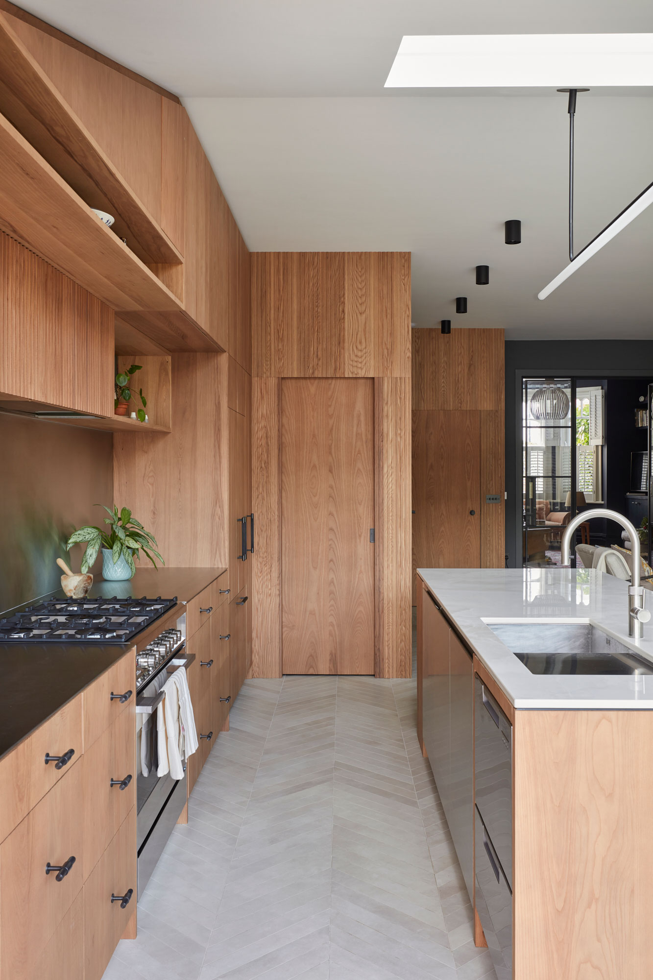 Modern ash wood kitchen design in Wimbledon