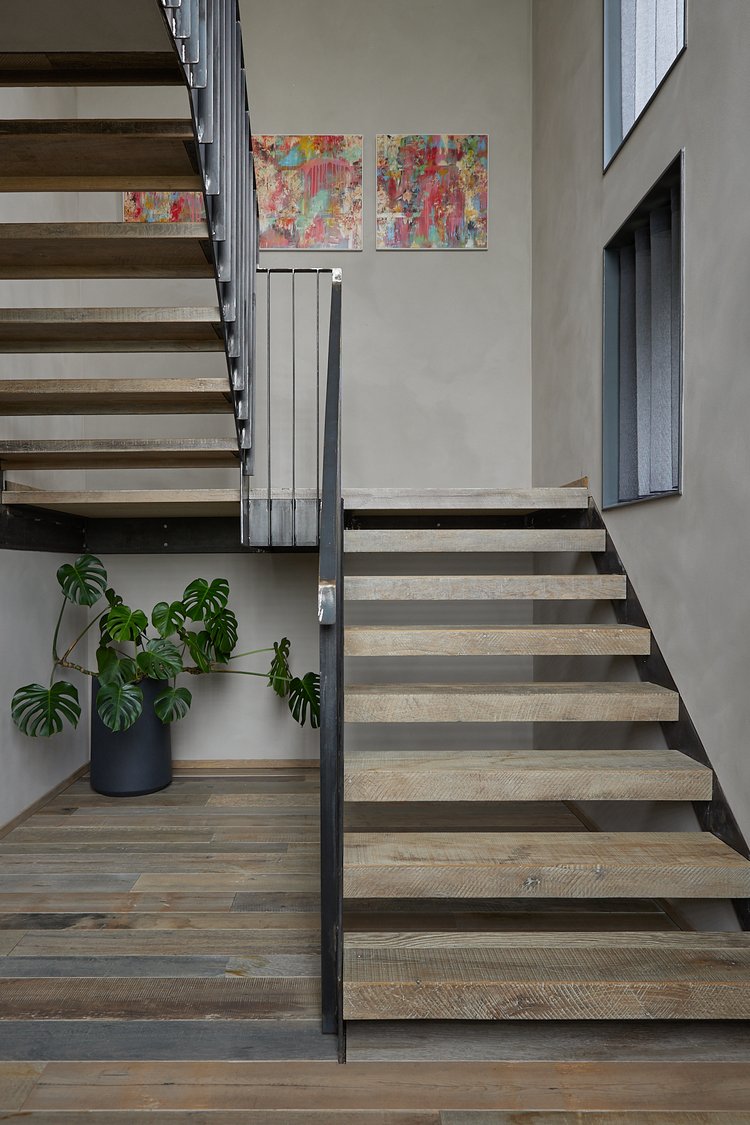 Reclaimed Weathered Barn Oak Stairs