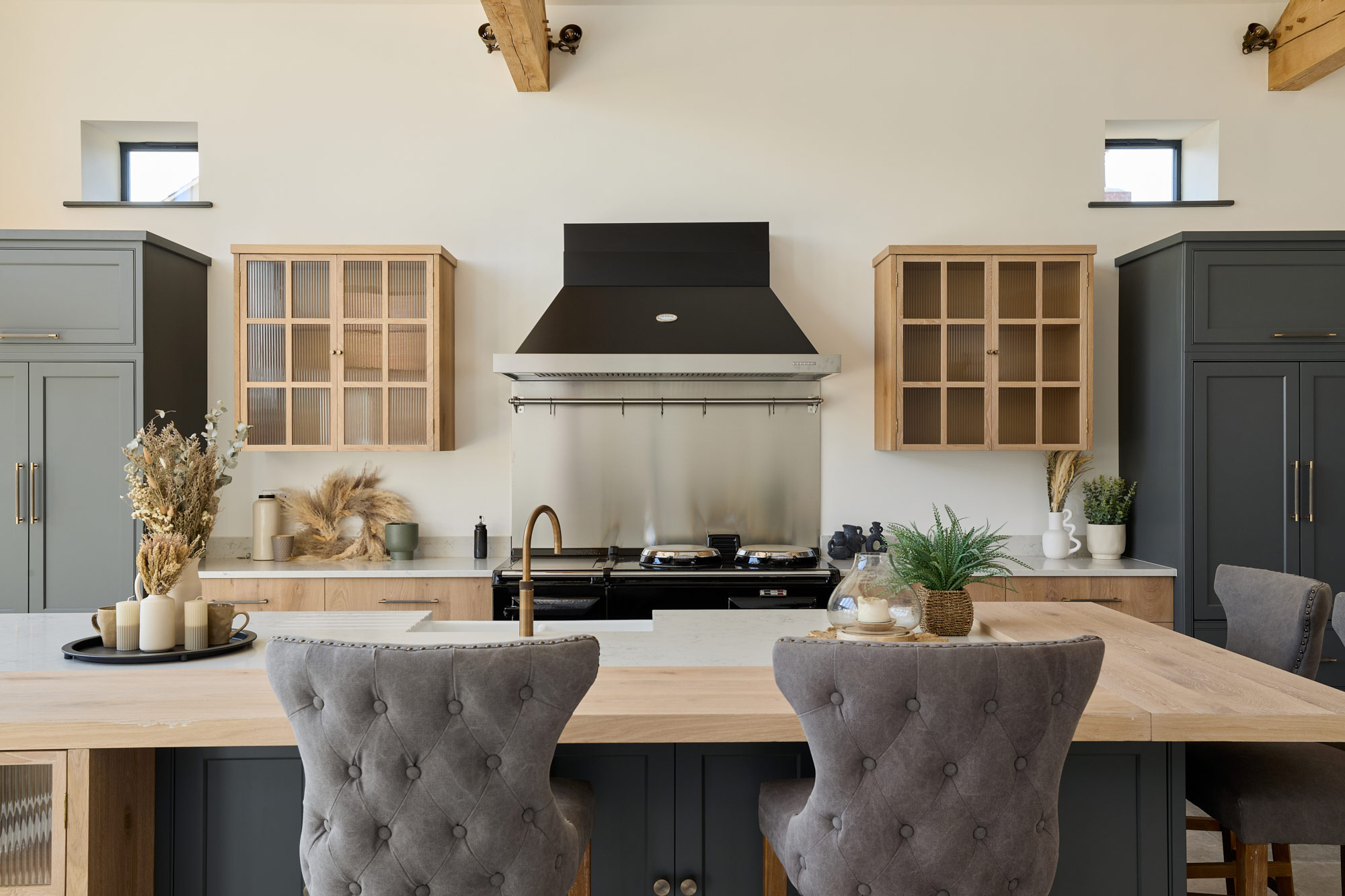 oak breakfast bar by AGA