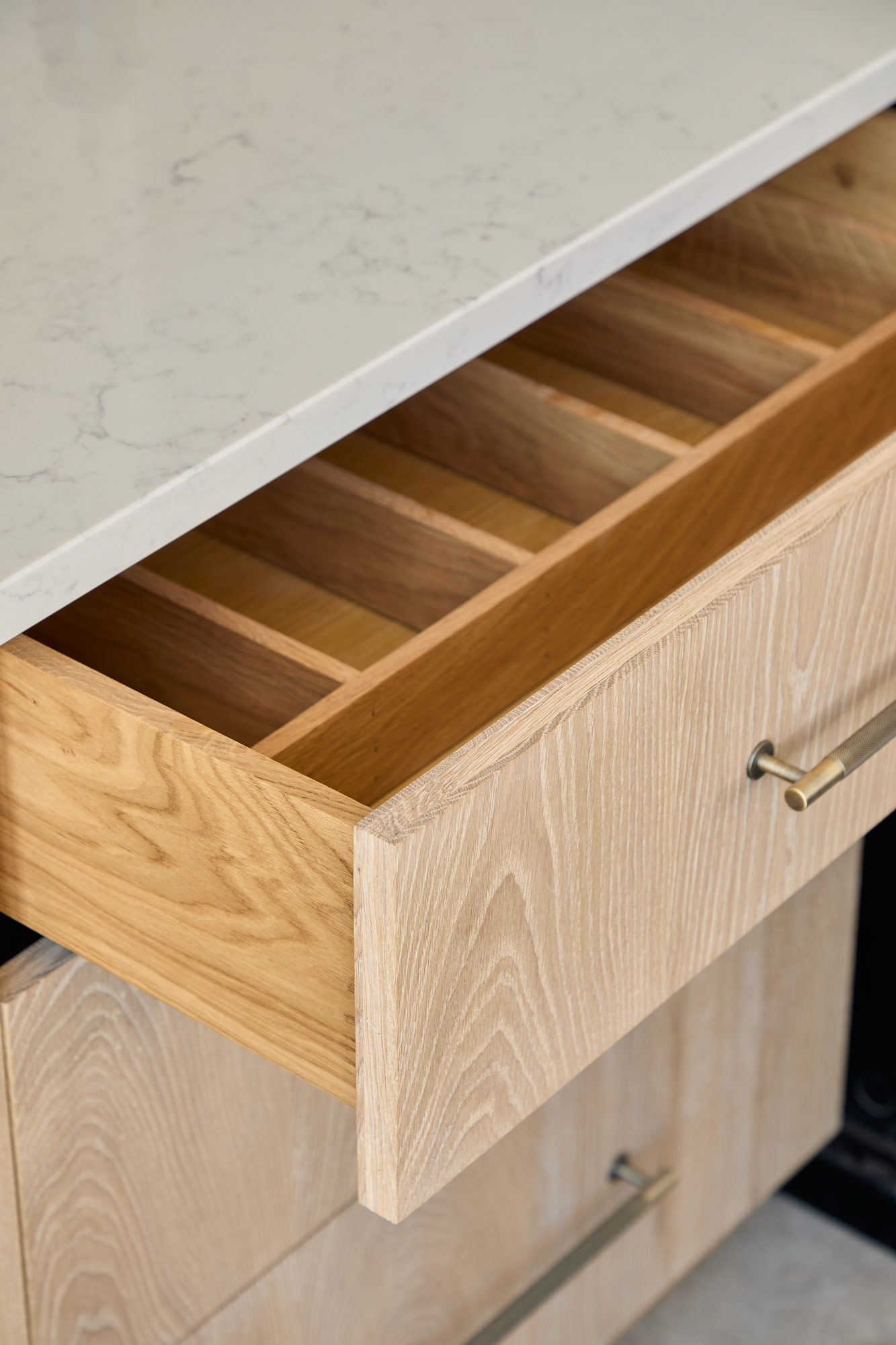 oak kitchen insert