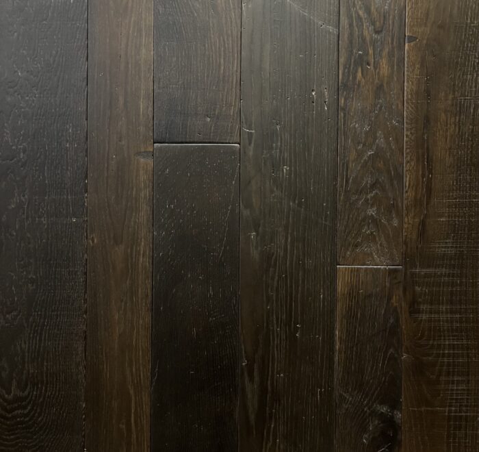 Reclaimed Original Sawn Dark Old Tobacco Heritage Oak