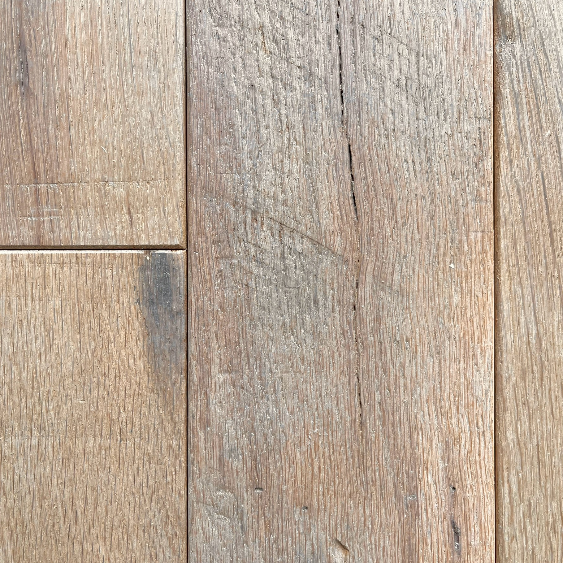 reclaimed sawn washed oak flooring