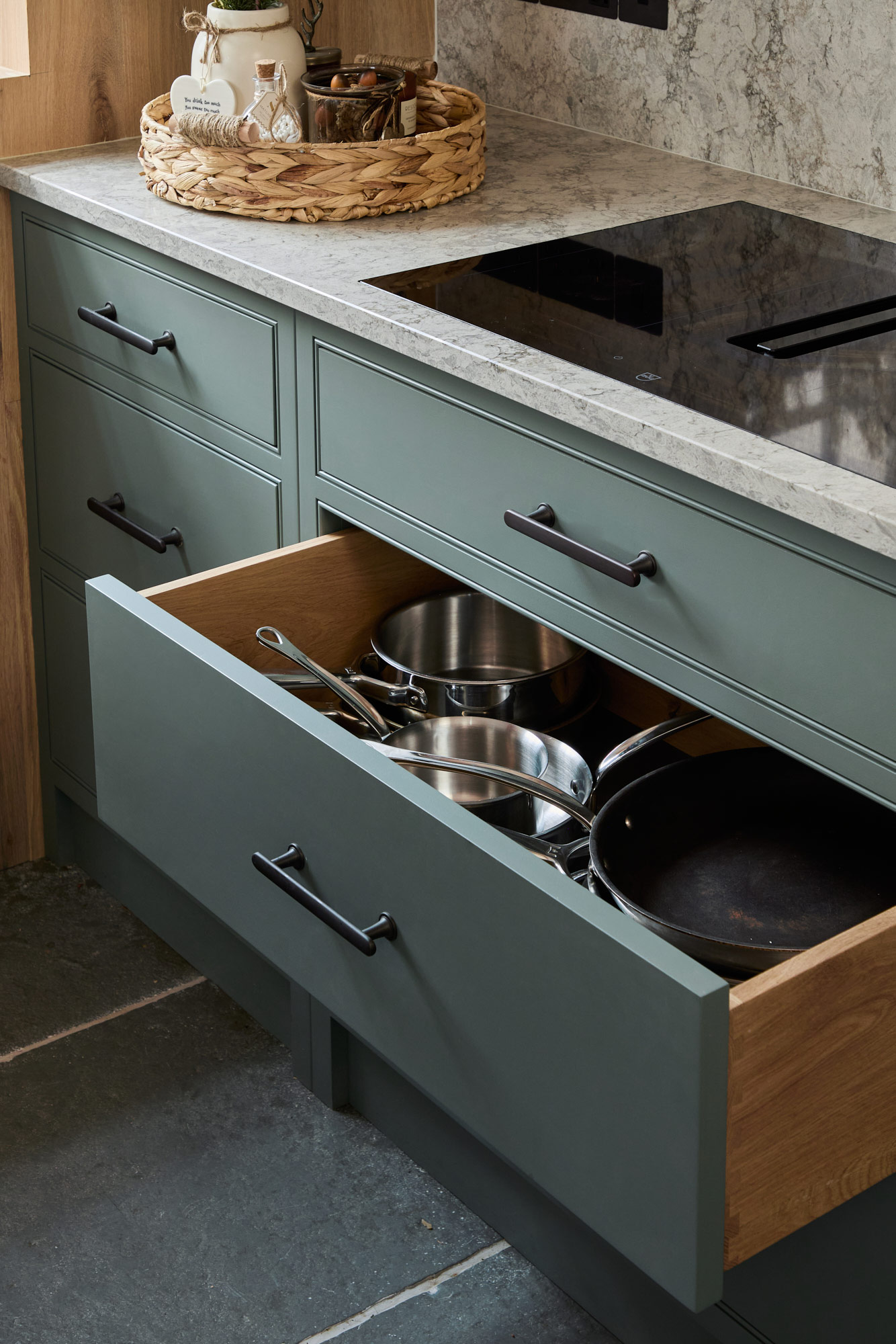 painted deep pan drawers in the kitchen