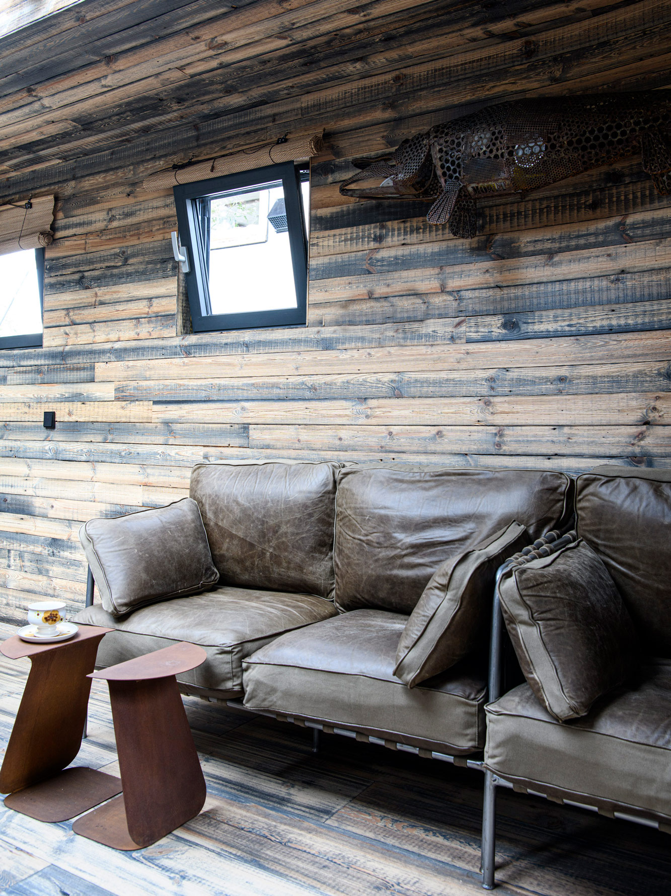 rustic brown wall cladding